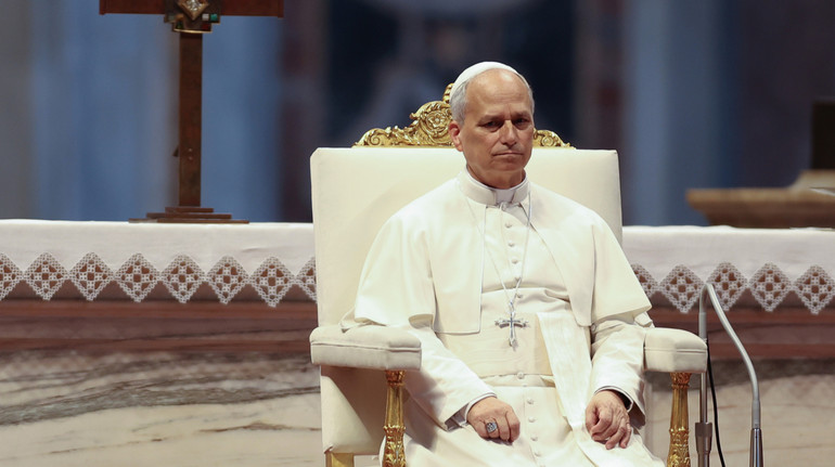 Найкраще – у західних областях: як українці ставляться до Папи Лева XIV