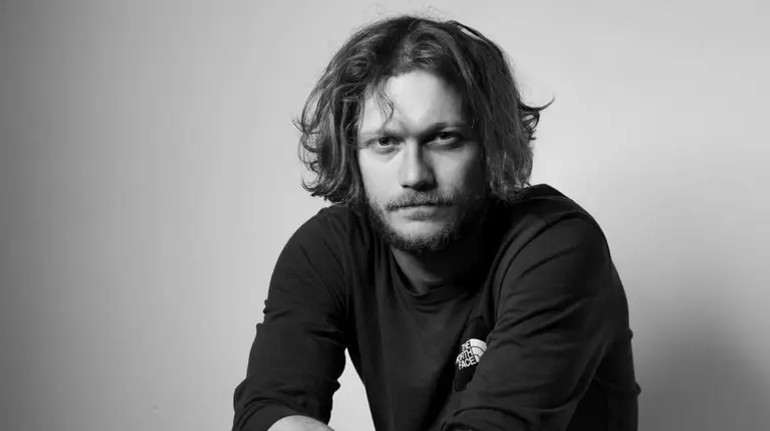 Актора Темляка звинуватили у домашньому насильстві та інтимному листуванні з 15-річною дівчиною