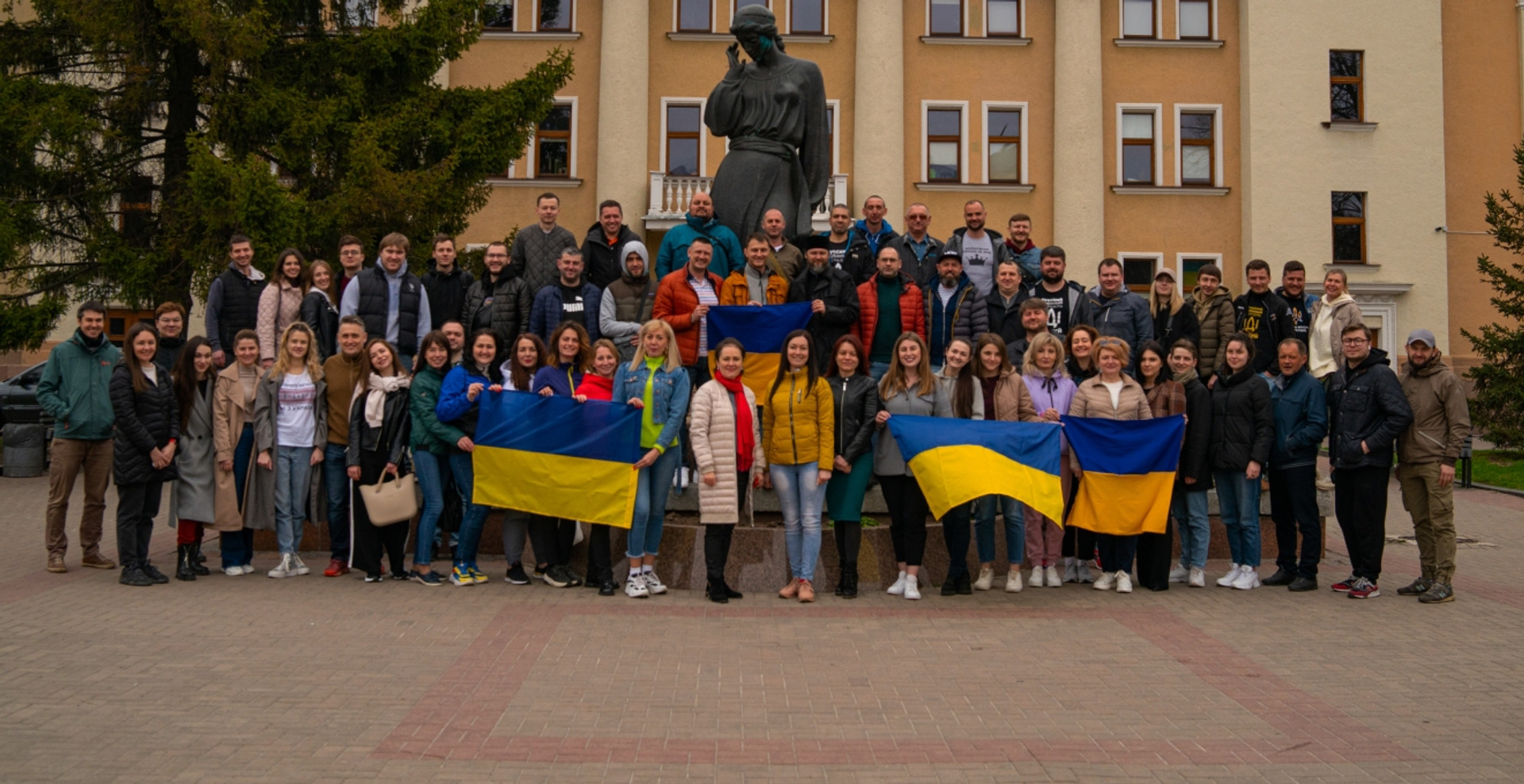 Ці люди готові перевернути світ. Як Полтава стала буфером між тилом та фронтом