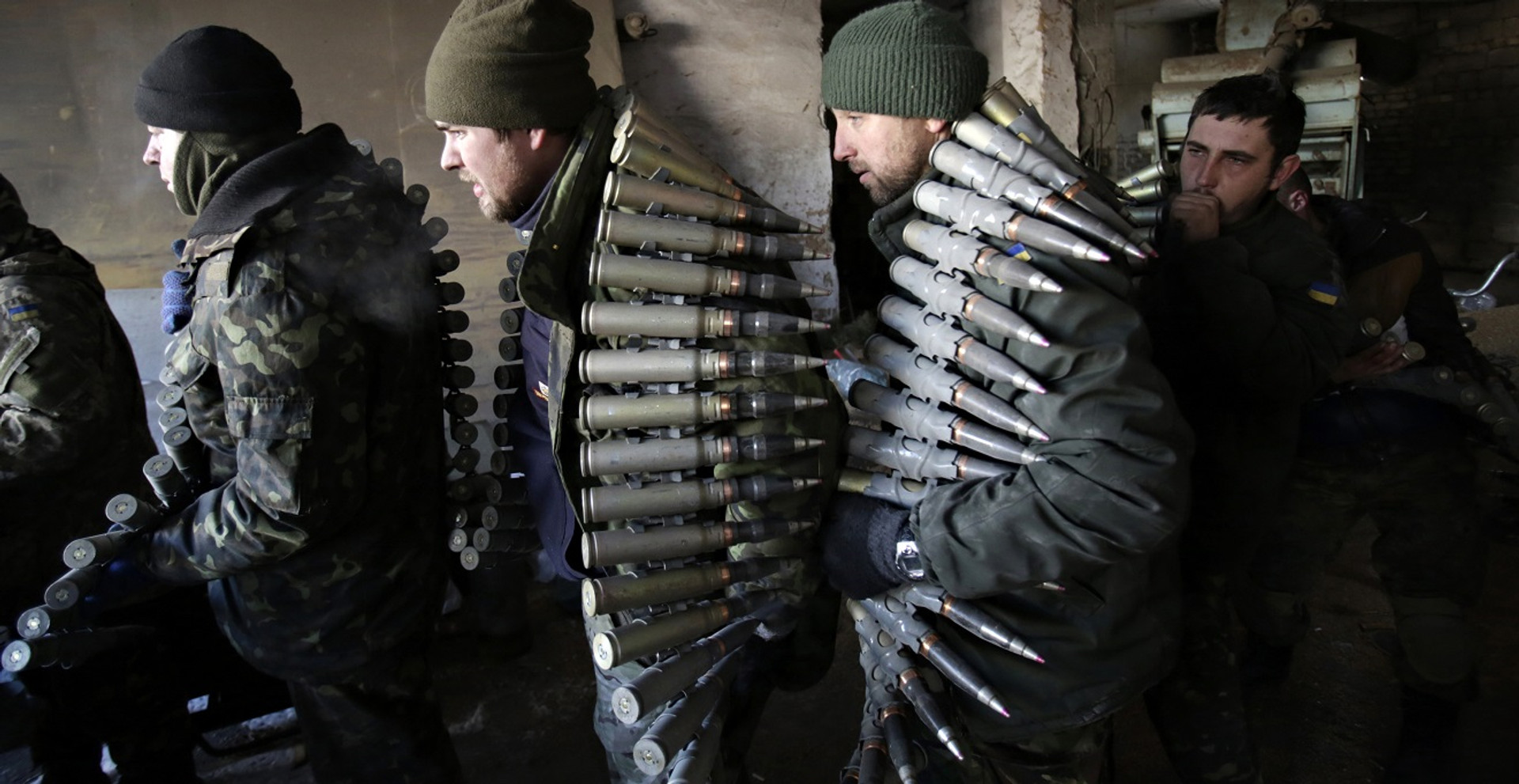 Сира історія: хто і для чого видав фотокнигу про зміни в українській армії