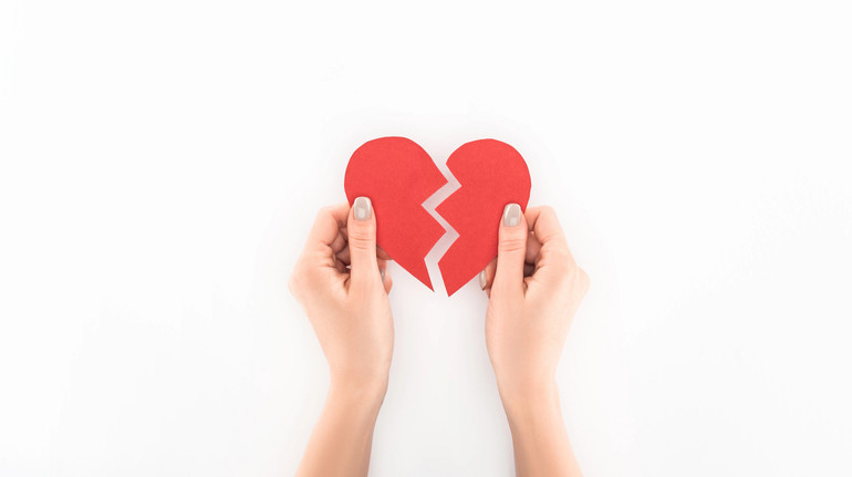 Men twice as often die from broken heart syndrome – scientists