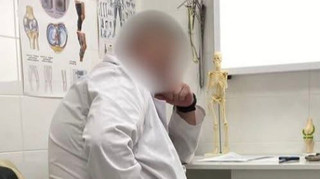 У Києві викрили лікаря, який вимагав у пораненого бійця 30 тисяч грн за безплатну операцію