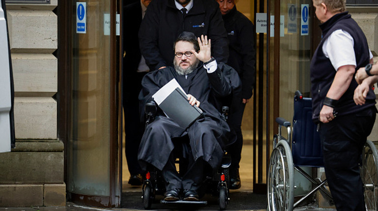 Американця, який інсценував свою смерть, щоб уникнути покарання, визнали винним у зґвалтуванні