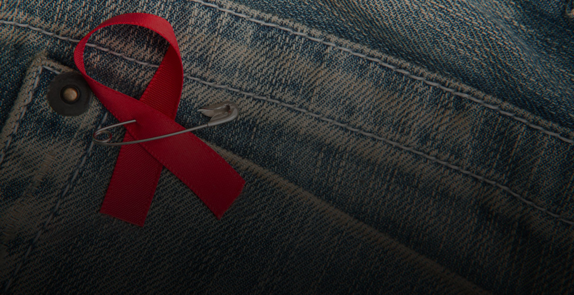 Окрім презервативів: як вберегти себе від ВІЛ