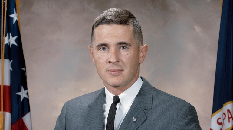 У США загинув колишній астронавт NASA, який брав участь у першій орбітальній місії на Місяць