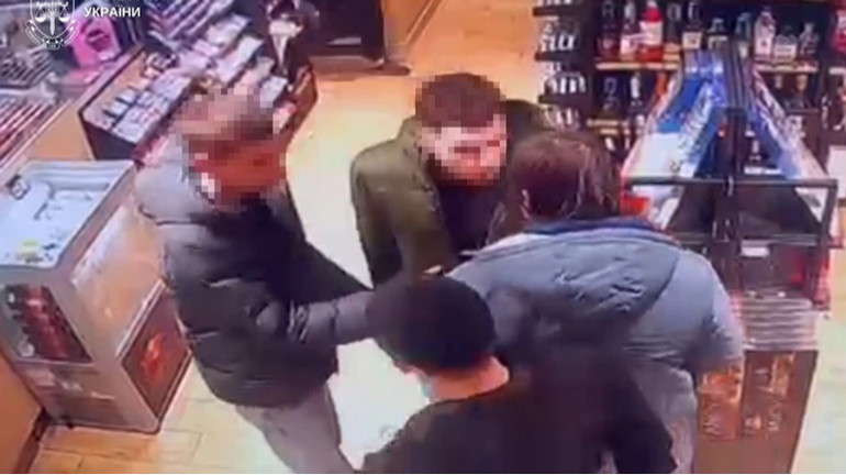 На Львівщині викрили ще трьох нападниць на артистів ансамблю Гуцулія: вони виявилися підлітками