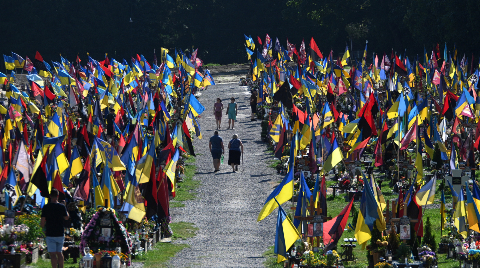 Платон мені друг, та істина дорожча, або короткий виклад про культуру смерті та вшанування воїна