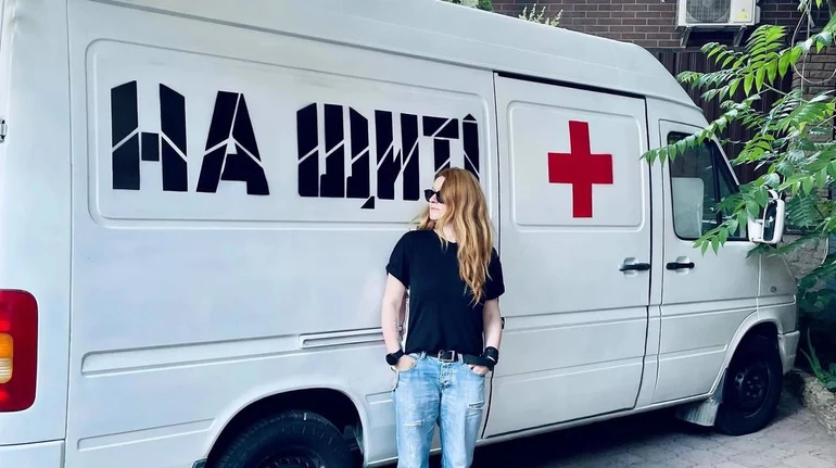 Фразу На щиті намагалися привласнити як торгову марку: що відомо і як реагують волонтери