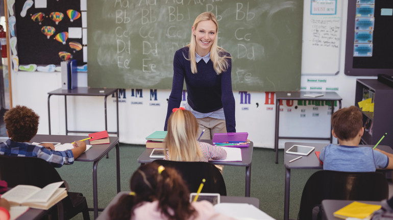 Керівниця школи назвала нацистами батьків, які просили говорити з дітьми українською: реакція омбудсменки