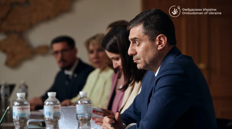 Система не готова: омбудсмен прокоментував впровадження реформи старшої школи