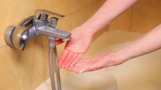 Зникла вода після обстрілу? 7 правил безпеки під час перебоїв з постачанням