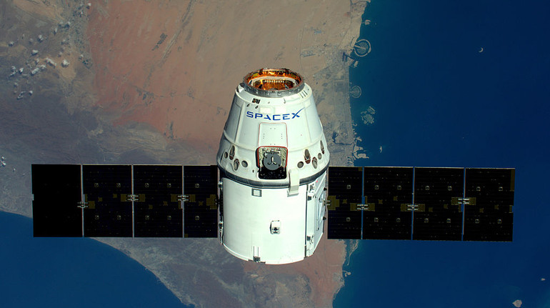 SpaceX відкрила бронювання місць для польоту у космос: які напрямки доступні