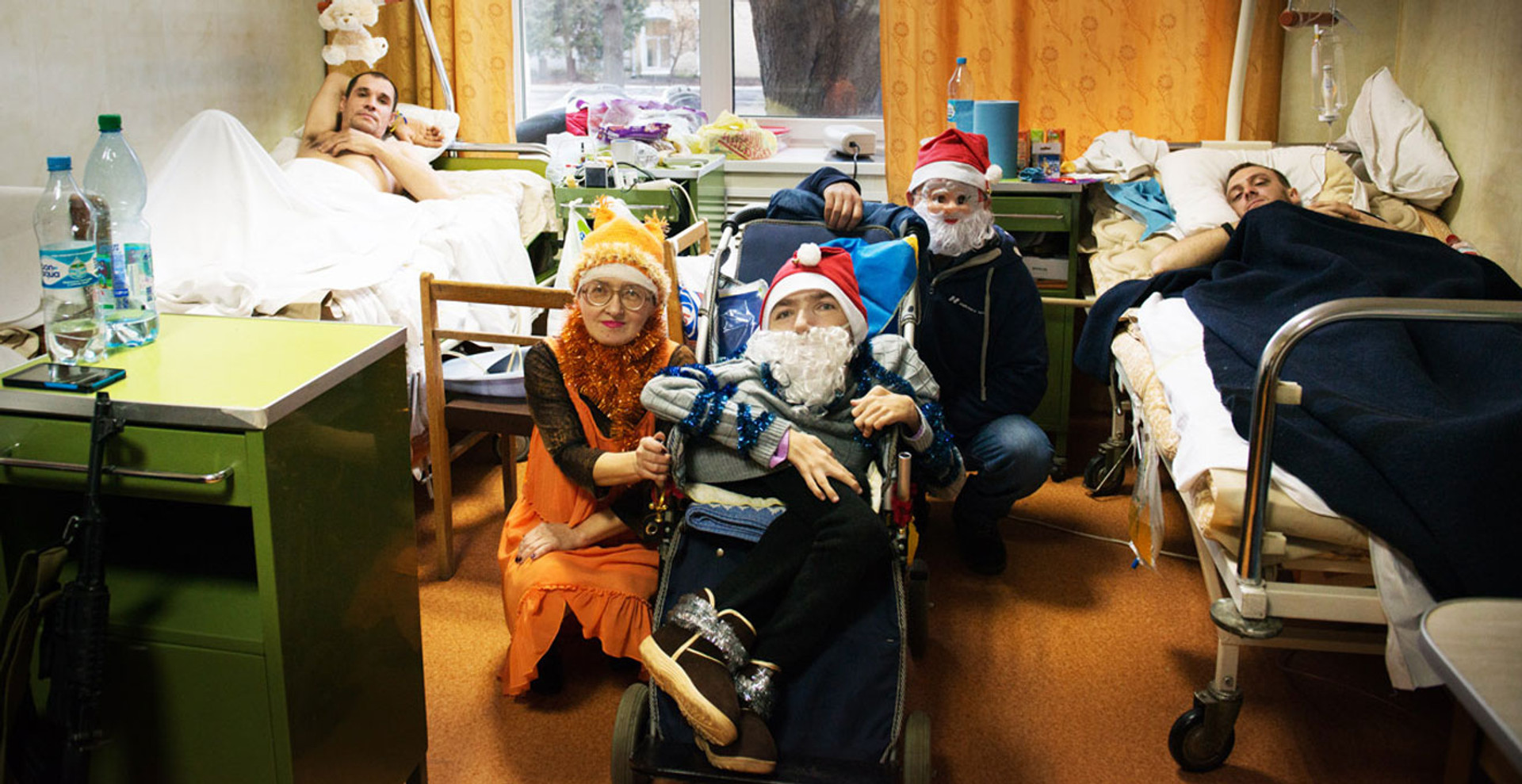 Особливий Дід Мороз привітав поранених героїв АТО з Новим роком