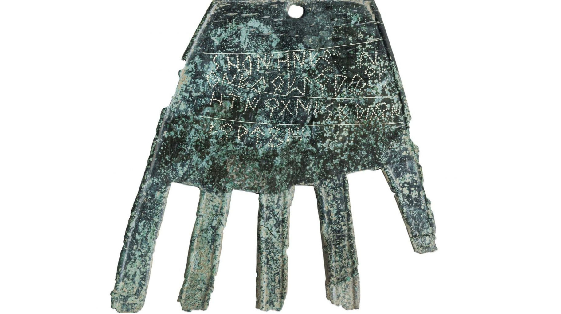 Archaeologists have studied the inscription on the 2000-year-old “bronze hand”: it is probably a sample of a mysterious ancient language – News