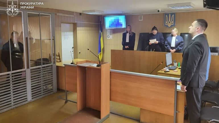 Кожна дитина постраждала не менше 10 разів: суд виніс вирок вітчиму, який ґвалтував падчерок