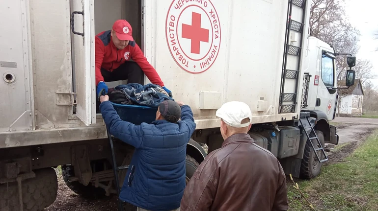 Мобільні пральні та доступ до води: як Шведський Червоний Хрест підтримав громади
