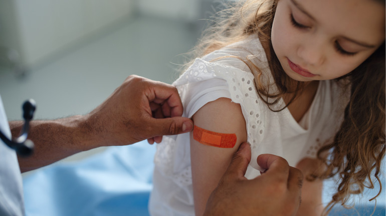Скільки українців нехтують вакцинацією від гепатиту B? Дані від МОЗ