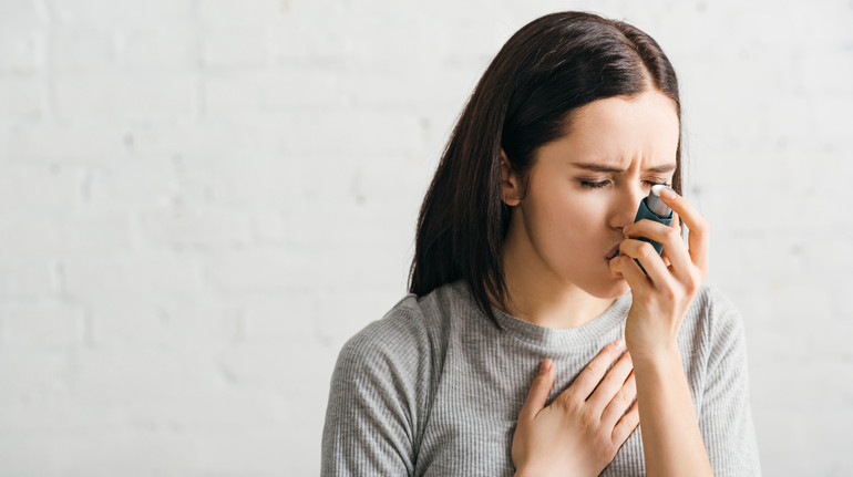 Нескінченний цикл: учені виявили новий механізм пошкодження дихальних шляхів при астмі