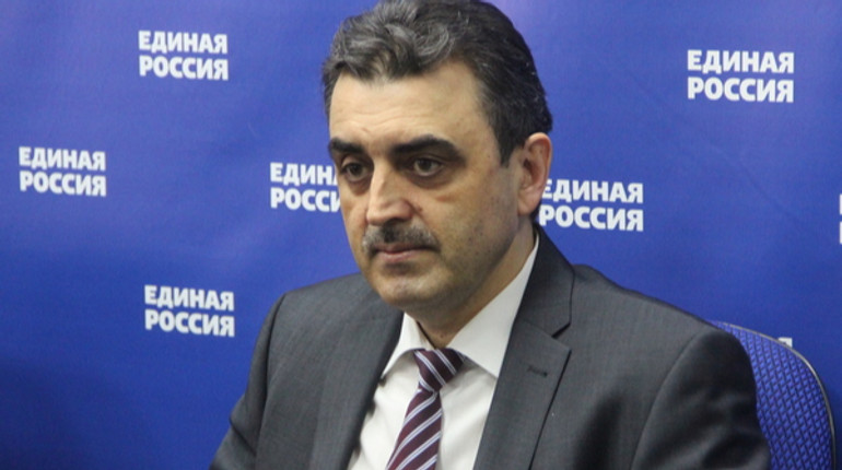 Пропаганда для молоді й нагороди від Путіна: як російські психологи підтримують війну проти України