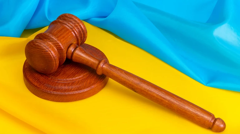 В Україні вперше створили повний переклад Конституції українською жестовою мовою