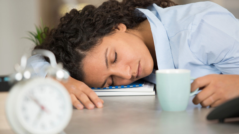 Завжди хочеться спати, або чому виникає сонливість?