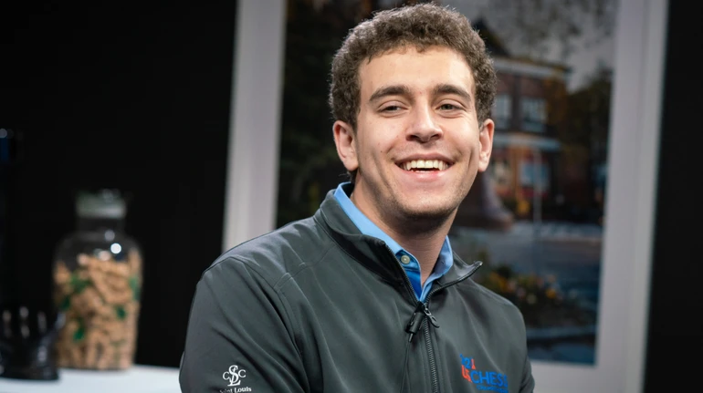 Передозування або суїцид: виявили деталі смерті відомого гросмейстера українського походження