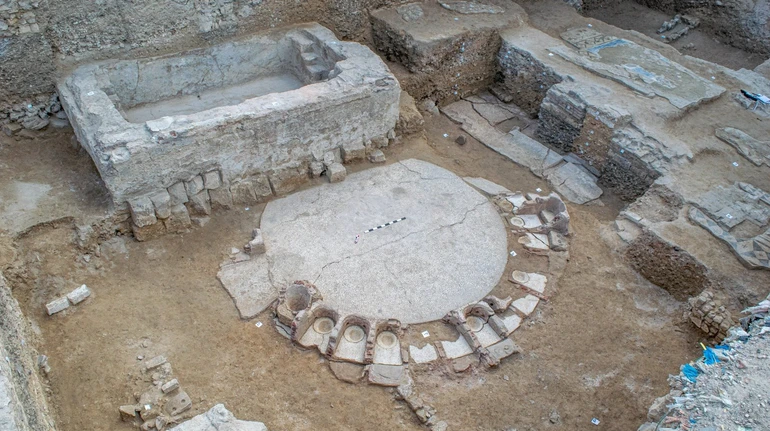 Змінюють уявлення про побут античної еліти: в Александрії розкопали рідкісну лазню і віллу з мозаїками