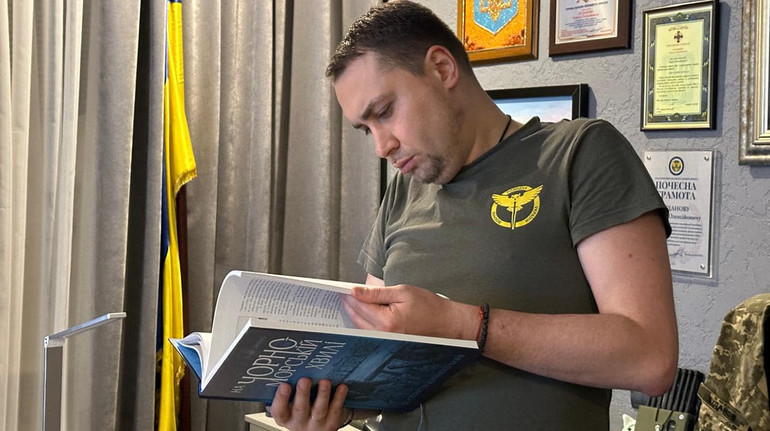 Топ-8 книг від Буданова та бестселери від видавців на Книжковому Арсеналі