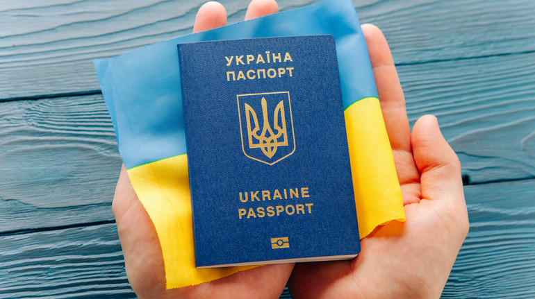 Виїзд з України чоловіків віком 18-22 роки: скільки перетинів зафіксували на кордоні з Румунією