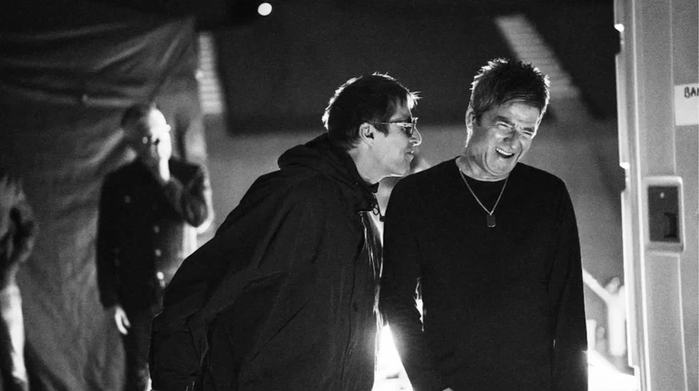 Oasis показали перший тизер документального фільму про возз’єднання рок-гурту