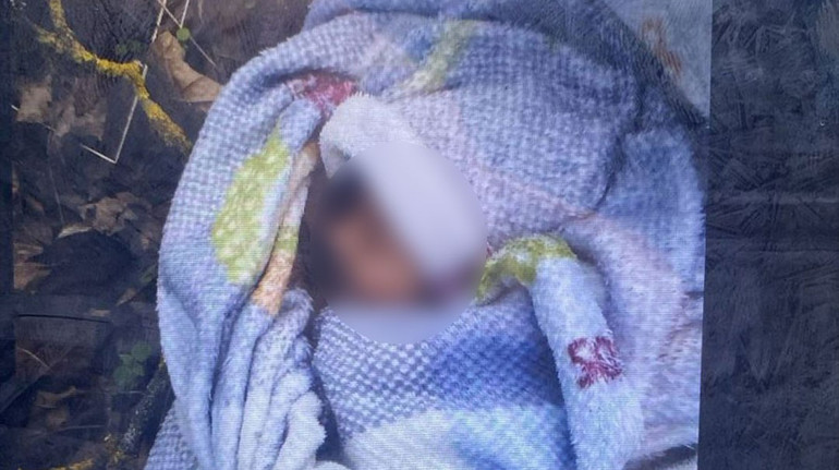 На Тернопільщині породілля залишила новонародженого сина на вулиці: їй загрожує ув'язнення