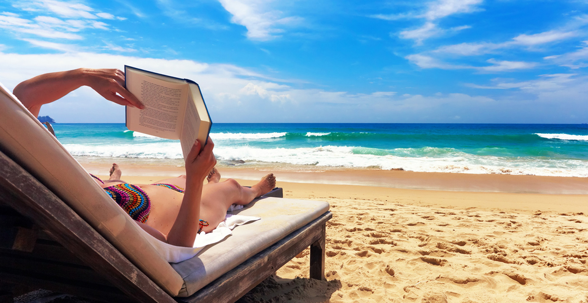 На пляж з іноземцями: 10 детективів для літнього відпочинку