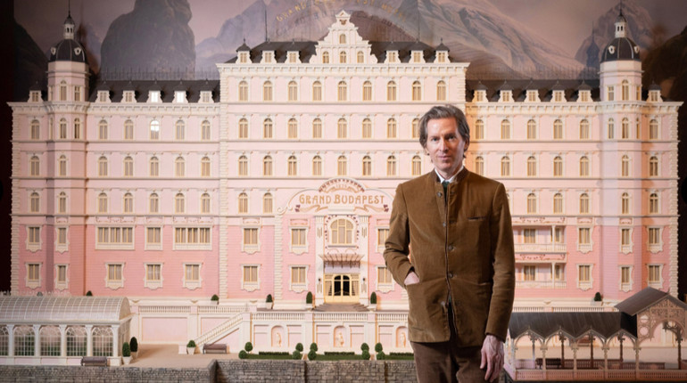 Акула-ягуар і міні Ґранд Будапешт: у Лондоні вперше експонують речі режисера Веса Андерсона