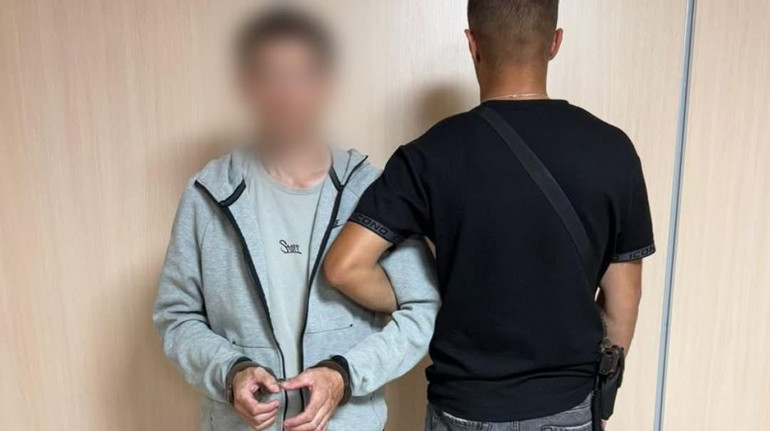 Назвався охоронцем і зґвалтував на кладовищі: у Харкові затримали кривдника 15-річної дівчинки