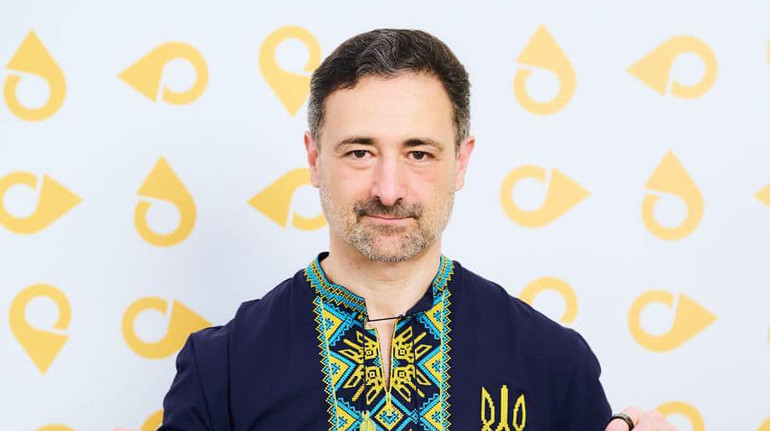 Відповідаю в тому тоні, в якому звертаються: керівник Укрпошти назвав користувача Х муд*ком