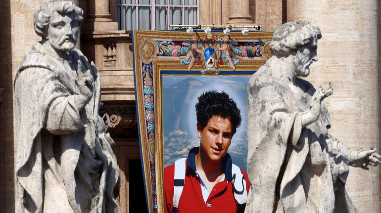 Папа Римський канонізував першого міленіала: ним став 15-річний підліток з Італії