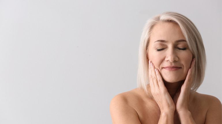 Чи може масаж для обличчя врятувати від зморшок і вікових змін?