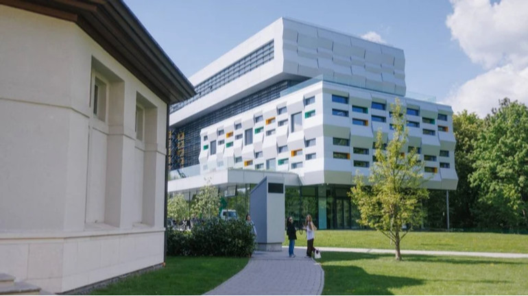 Експрацівниця УКУ заявила про зґвалтування колегою: у виші назвали це деструктивними стосунками