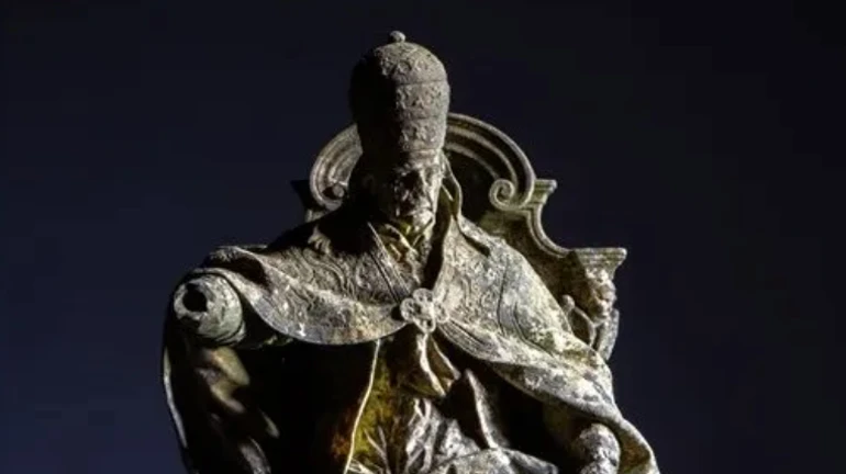 У Великій Британії на складі знайшли мармуровий макет скульптури епохи пізнього бароко