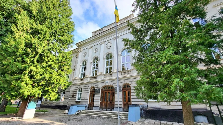 МОН оголосило конкурс на посади ректорів шести університетів: які вимоги до кандидатів