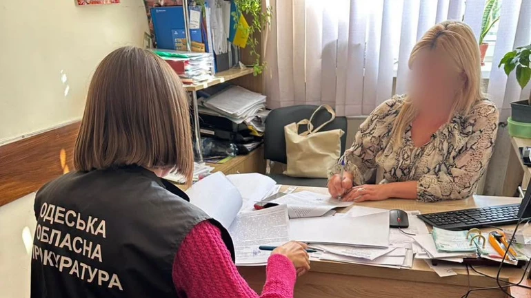 Смерть одномісячного хлопчика від голоду: керівниці однієї з соцслужб Одещини повідомили про підозру