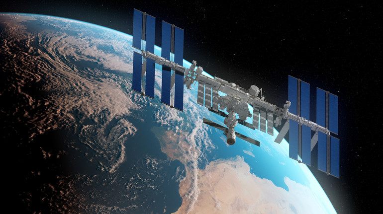 На МКС прибув космічний корабель, який поверне на Землю астронавтів NASA: вони застрягли там у червні