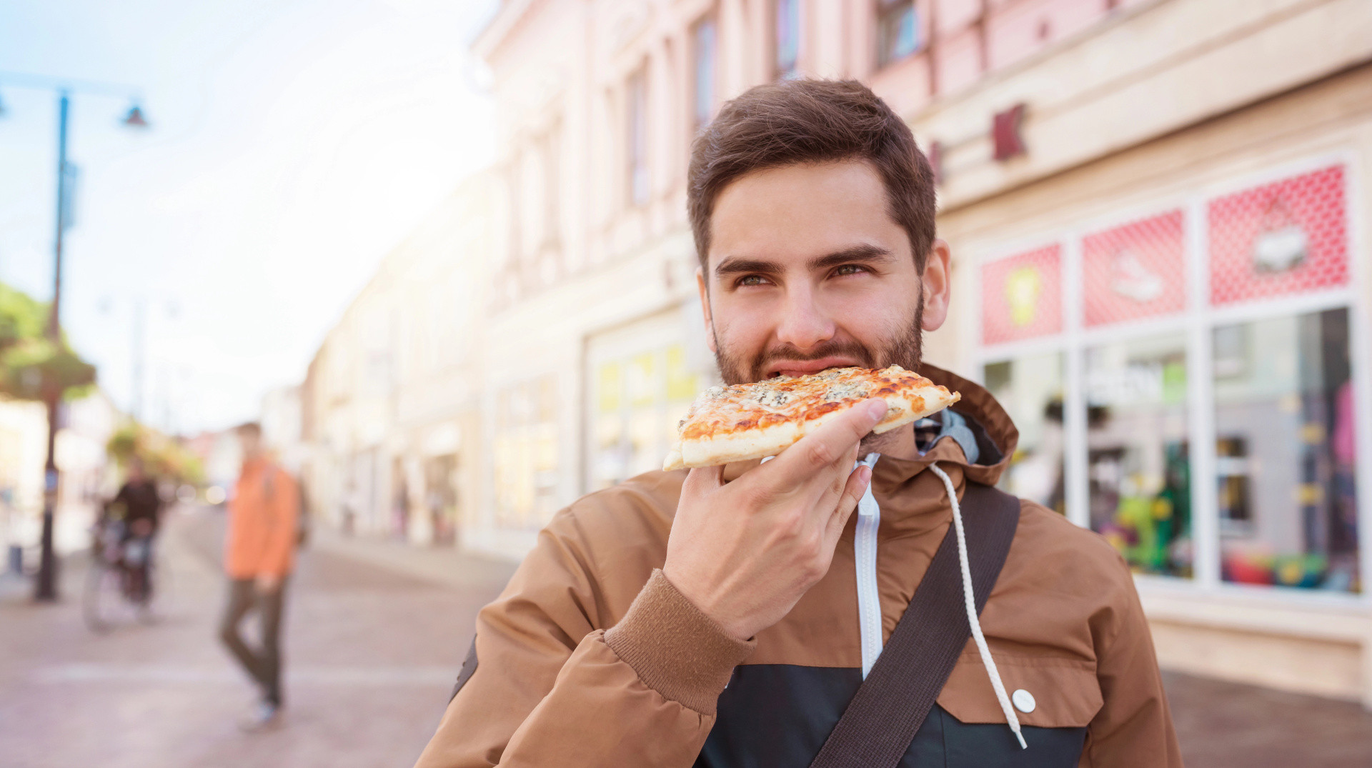 Стояти можна, поспішати – ні: як правильно їсти без шкоди для шлунка