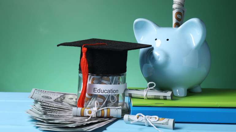 Три мінімалки для вчителів: у ВР проситимуть Свириденко підтримати ініціативу після відмови Кабміну