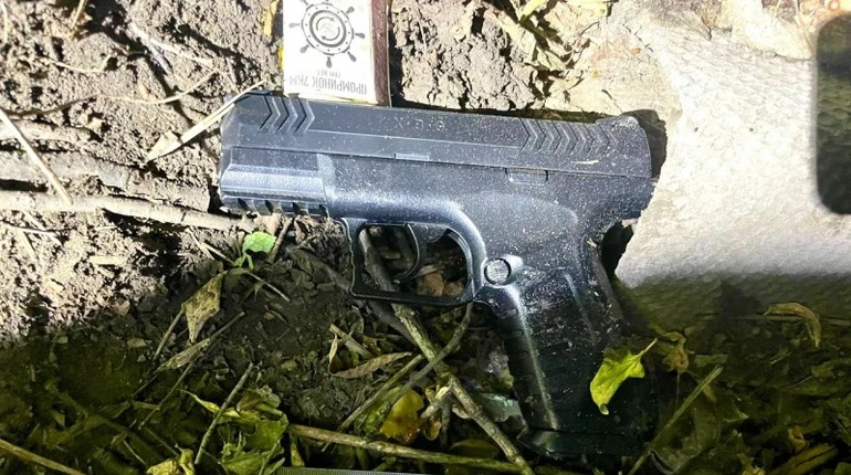 Відпочивали на пляжі: на Миколаївщині підліток вистрілив однолітці в око з пневматичної зброї