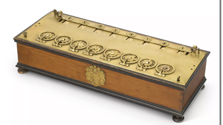 У Франції хотіли продати майже 400-річний калькулятор Паскаля: аукціон зірвали вчені й суд