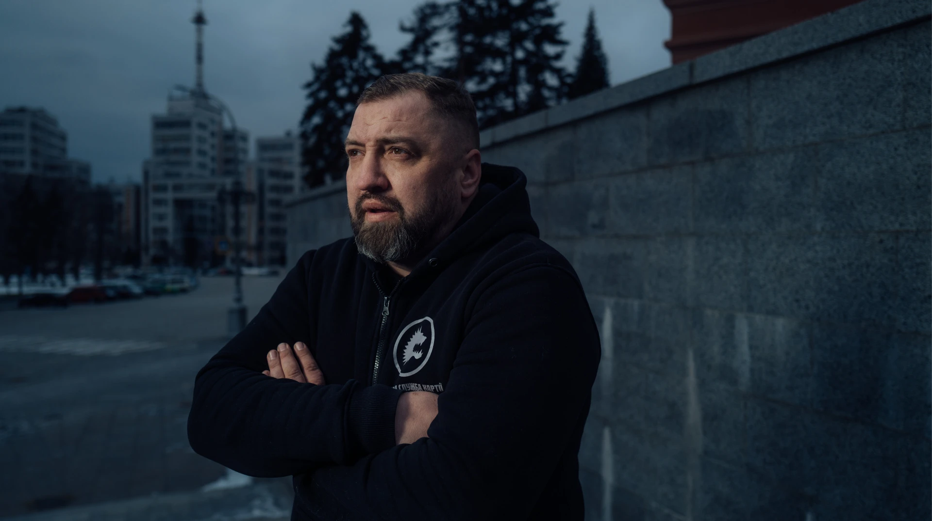 Ми не повинні перетворюватися на совок, де стела воїну схожа на Бетмена: керівник хорунжої служби Хартії про виклики меморіалізації героїв