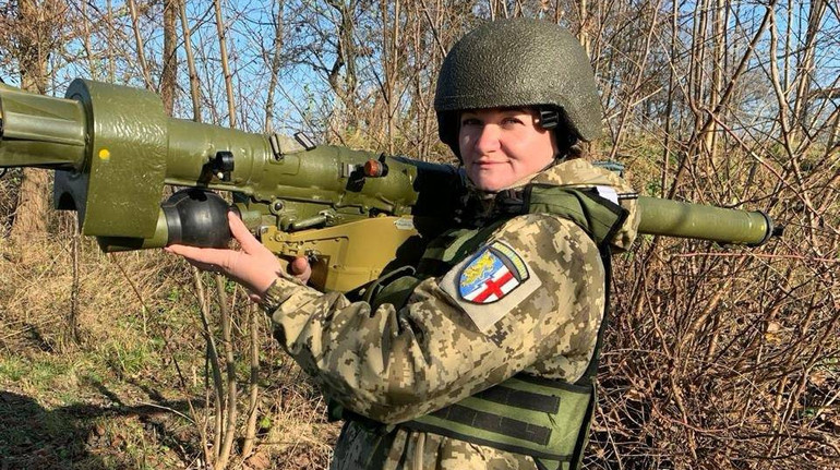 Захистила об’єкт інфраструктури: колишня вихователька Наталія отримала відзнаку від Міноборони