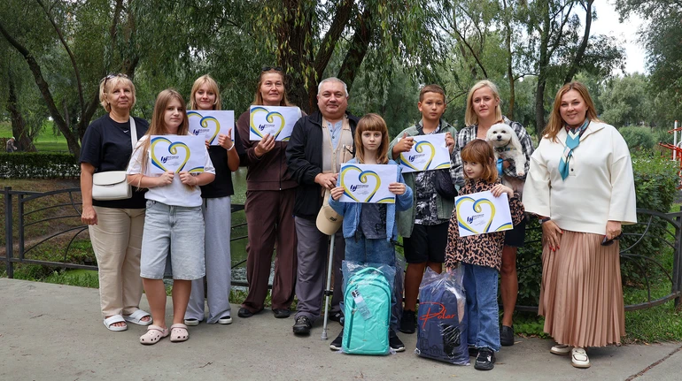 Дітям наших Захисників: у навчальний рік з підтримкою від Українських вертольотів