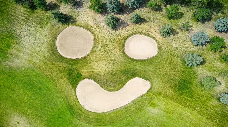 Вікна немов очі, а двері – як рот: чому наша уява домальовує звичайним предметам людські риси